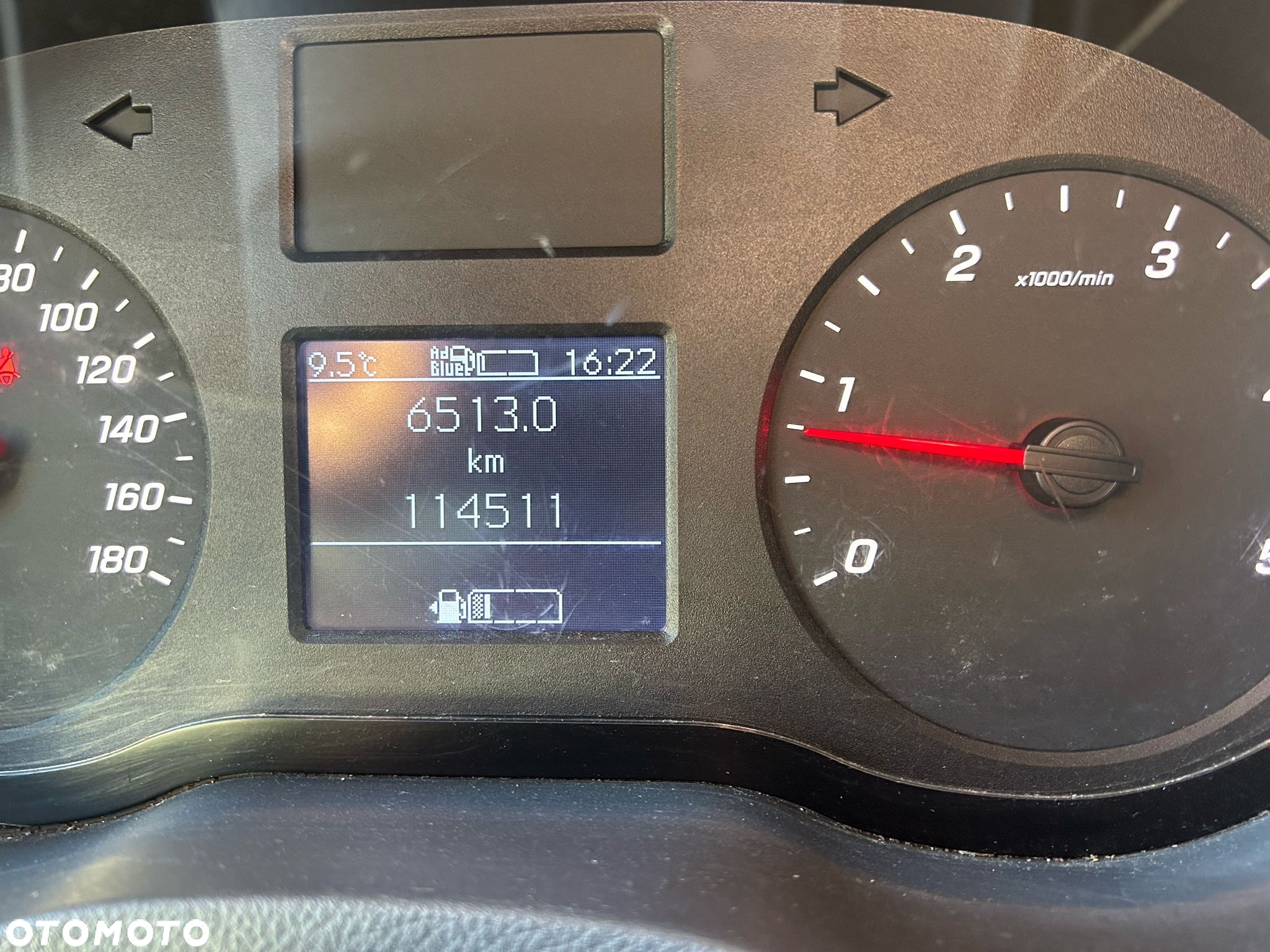 Mercedes-Benz Sprinter - 8