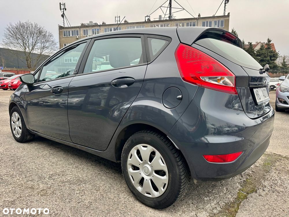 Ford Fiesta 1.25 Champions Edition - 5