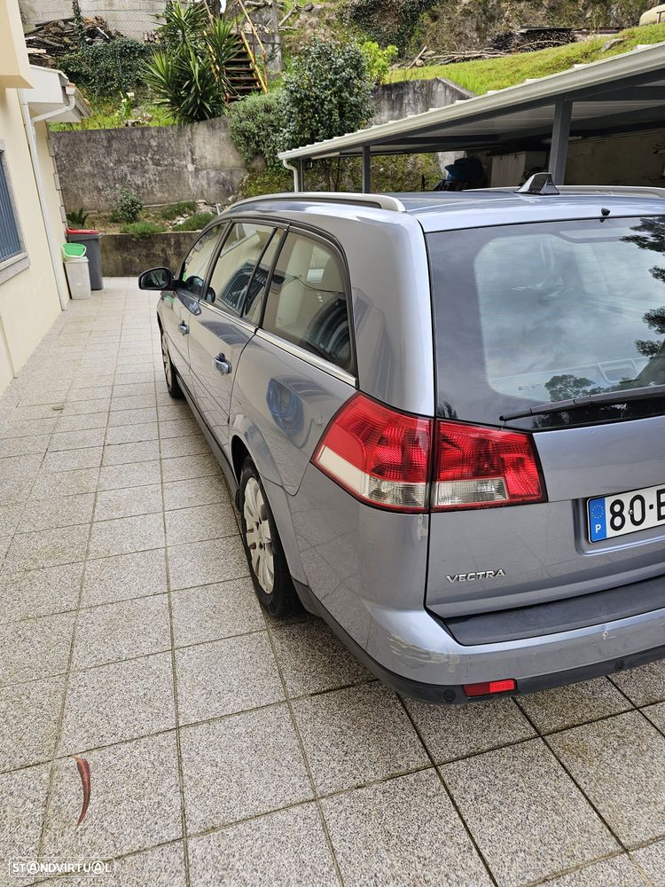 Opel Vectra Caravan 1.9 CDTi Cosmo - 8