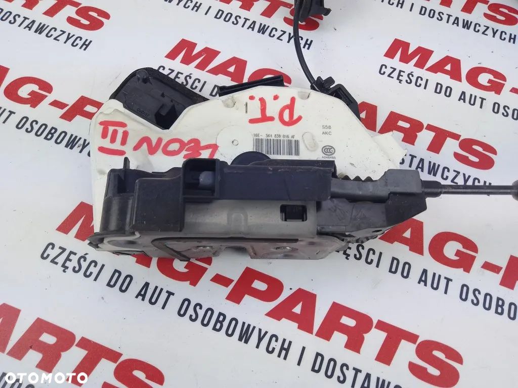 Zamek Drzwi Tylny Prawy Tył Seat Leon III Lift 5-Drzwi 5K4839016AF - 1