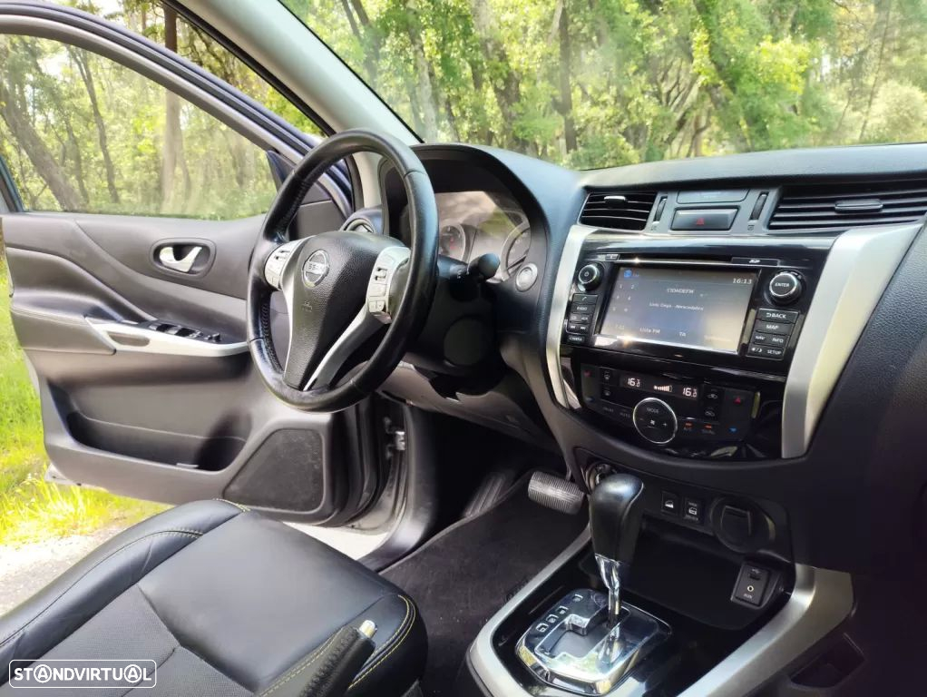 Nissan Navara 2.3 dCi CD 4WD Tekna Auto - 20