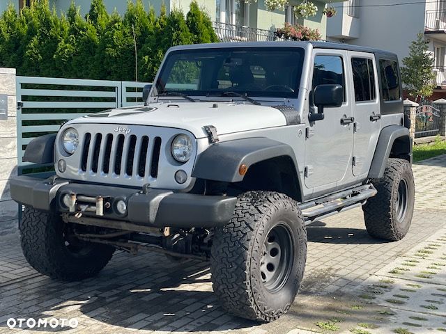 Jeep Wrangler - 12