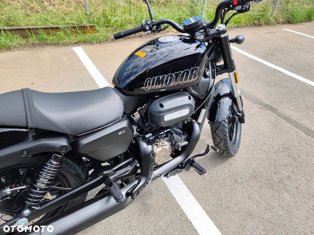 QJMOTOR SRV 125 - 29