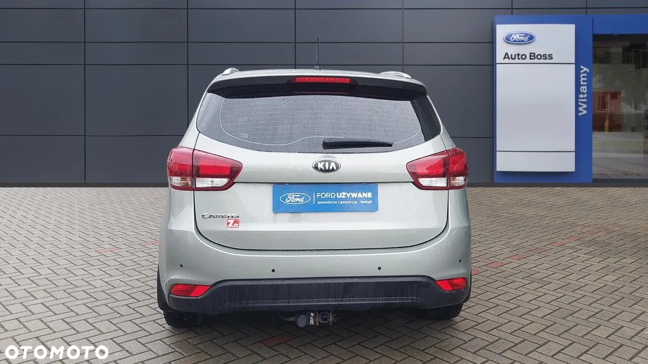 Kia Carens 1.6 GDI M - 8