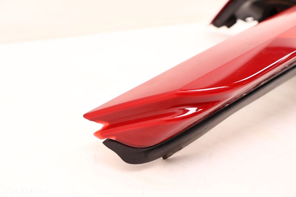 VOLVO XC60 I LIFT LAMPA PRAWA TYŁ 31323035 - 5