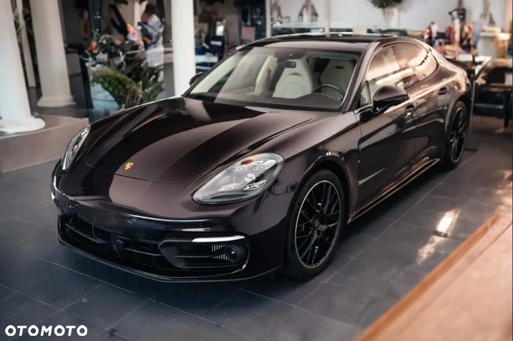 Porsche Panamera 4 Platinum Edition - 1