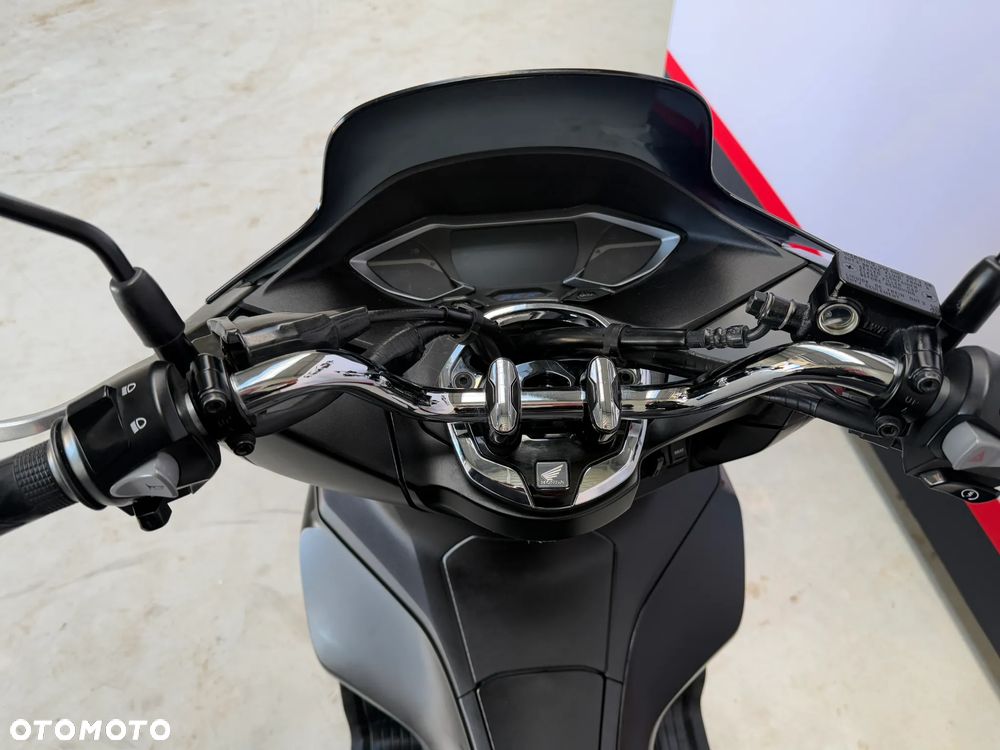 Honda PCX - 11