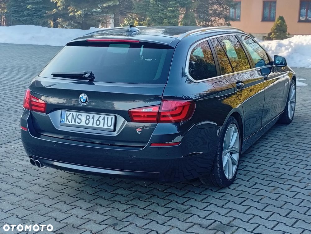 BMW Seria 5 525d xDrive Sport-Aut Modern Line - 3