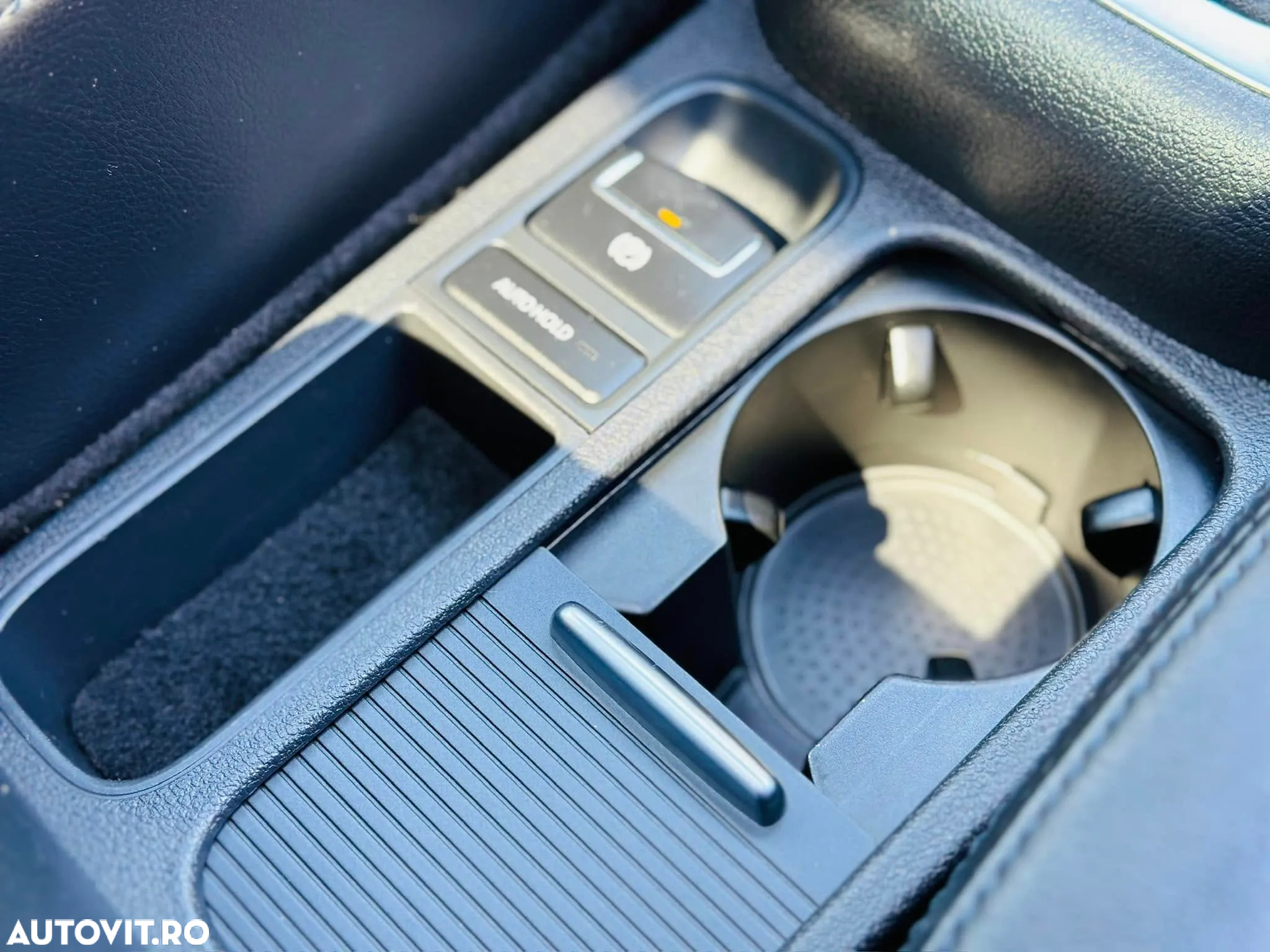 Volkswagen Tiguan - 23
