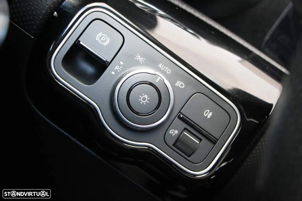 Mercedes-Benz A 180 d AMG Line Aut. - 20