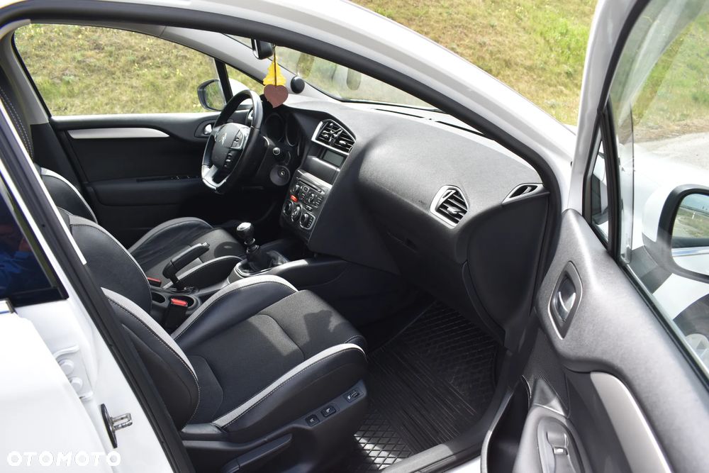 Citroën C4 1.6 HDi Attraction - 6