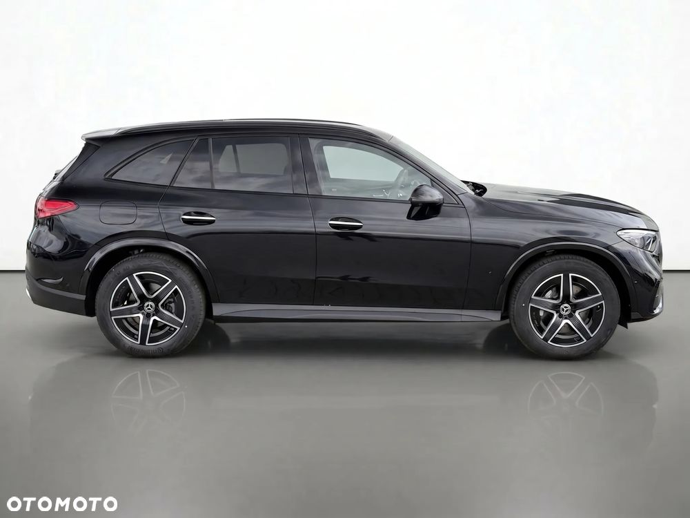 Mercedes-Benz GLC - 9