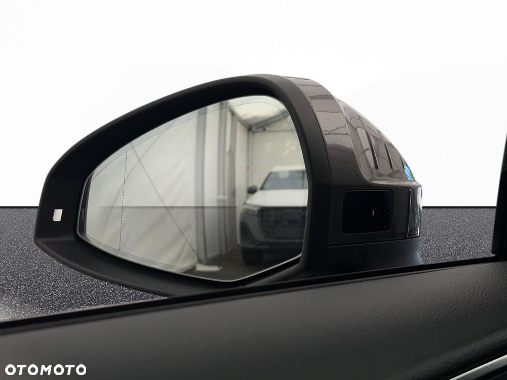 Audi A4 Limousine - 30