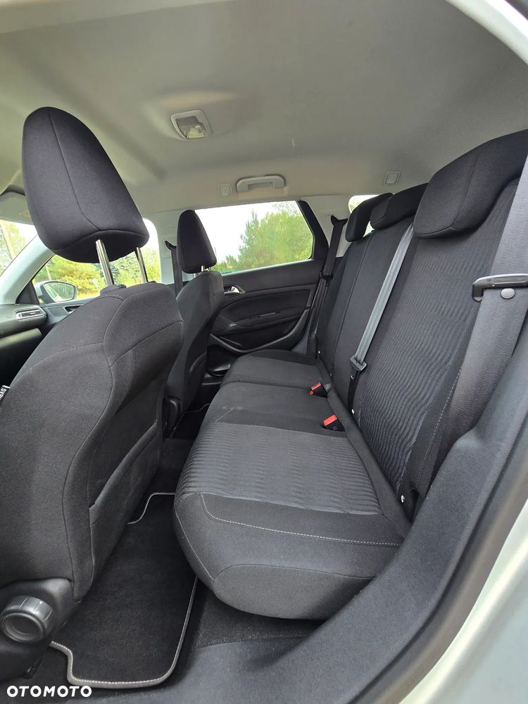 Peugeot 308 1.6 BlueHDi Active S&S - 17