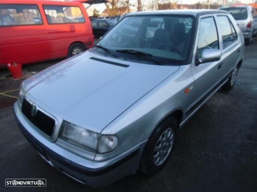 Skoda Felicia SW de 1998 a 2001 - 1