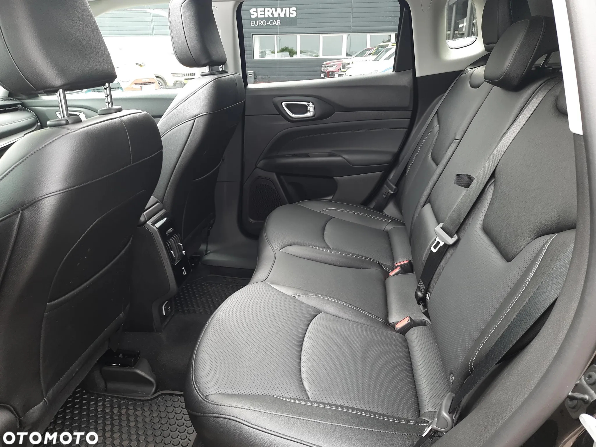 Jeep Compass - 20