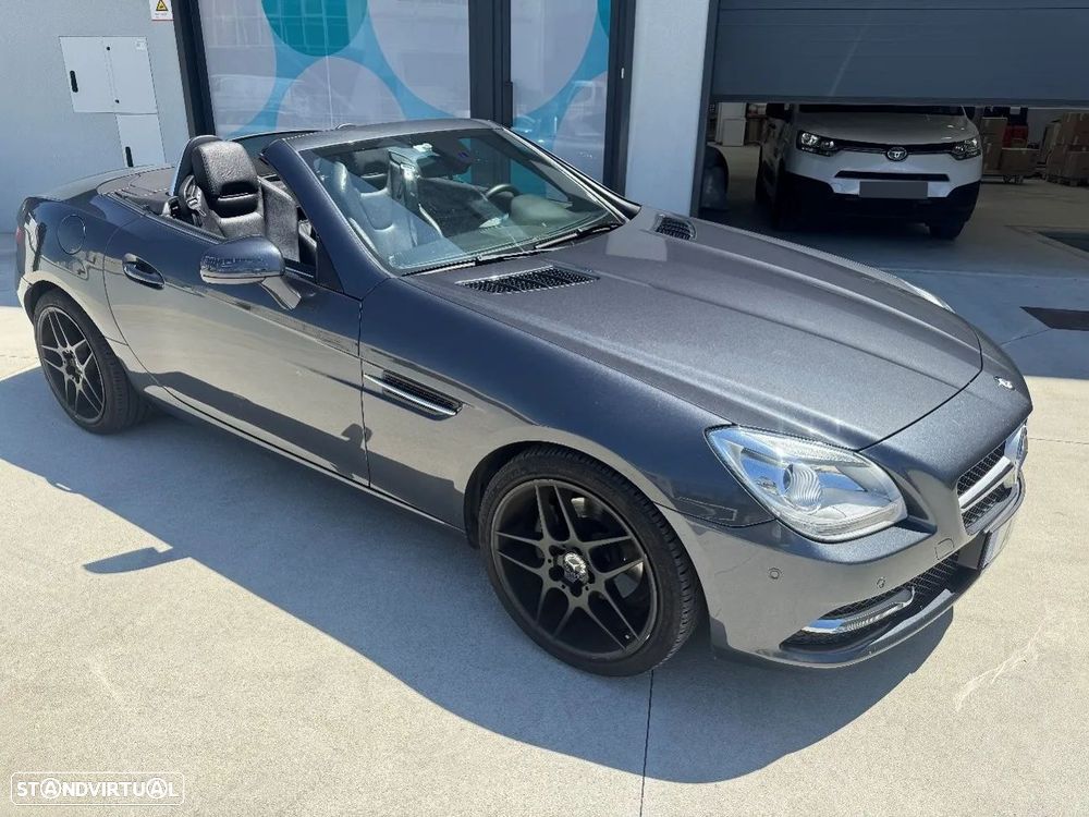 Mercedes-Benz SLK 200 (BlueEFFICIENCY) - 3
