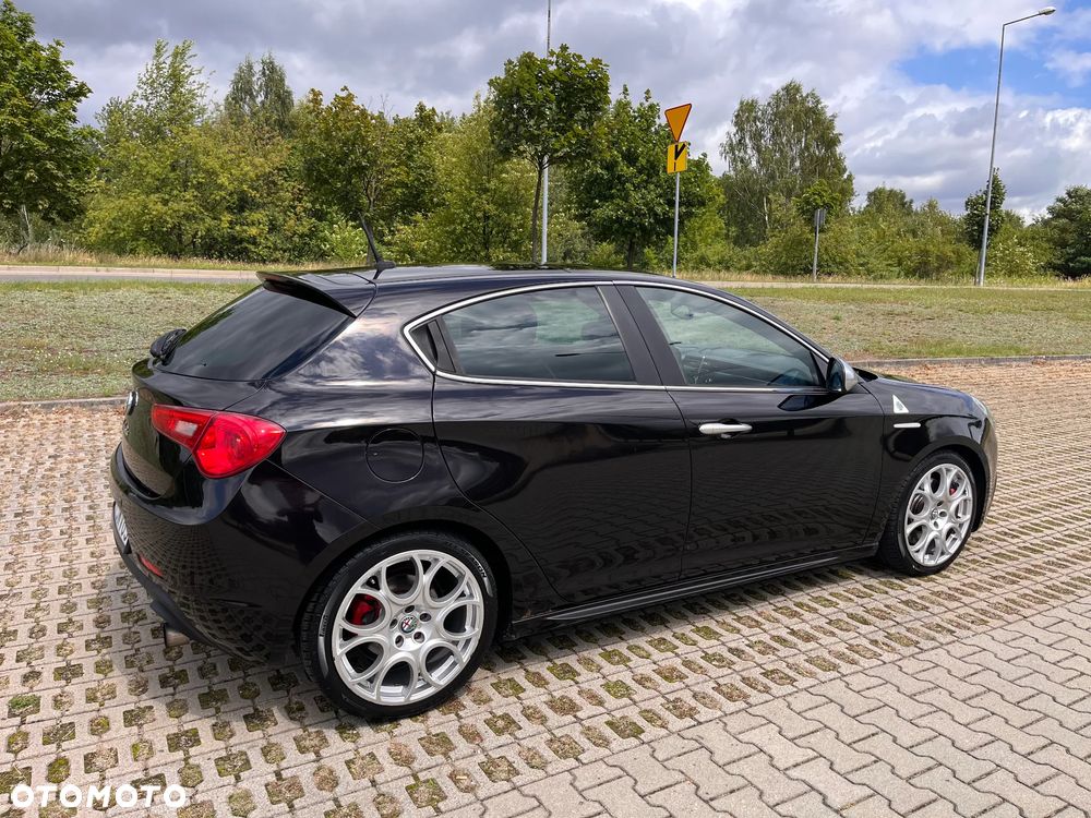 Alfa Romeo Giulietta - 1