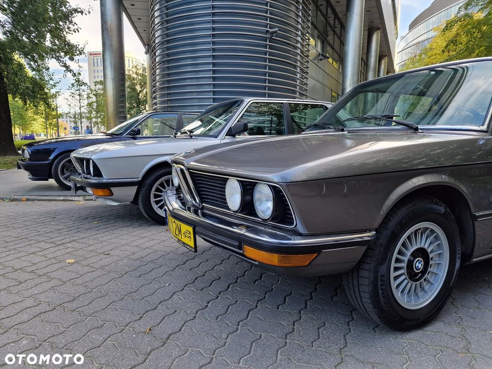 BMW Seria 5 520i - 4