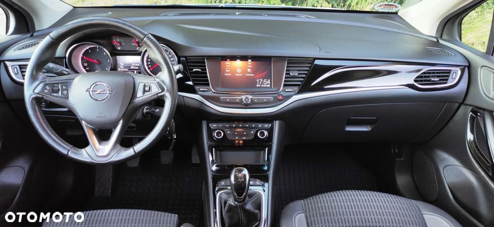 Opel Astra 1.5 D Start/Stop Business Elegance - 9