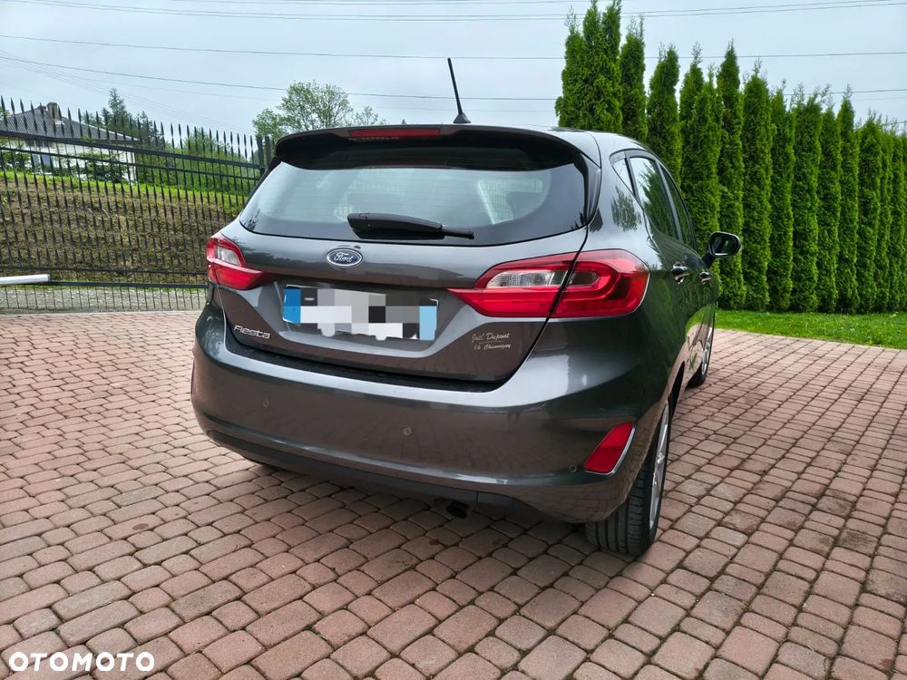 Ford Fiesta 1.0 EcoBoost S&S TITANIUM X - 24
