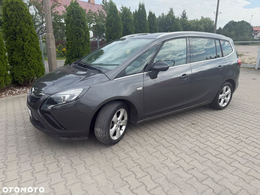 Opel Zafira - 1