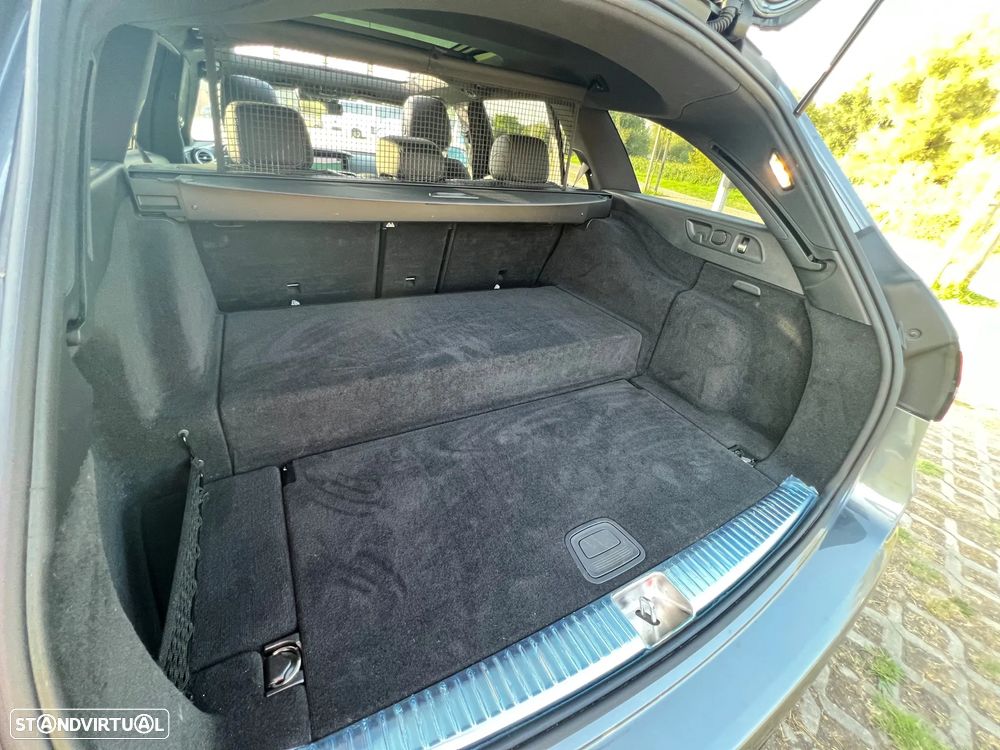 Mercedes-Benz E 300 de AMG Line - 22