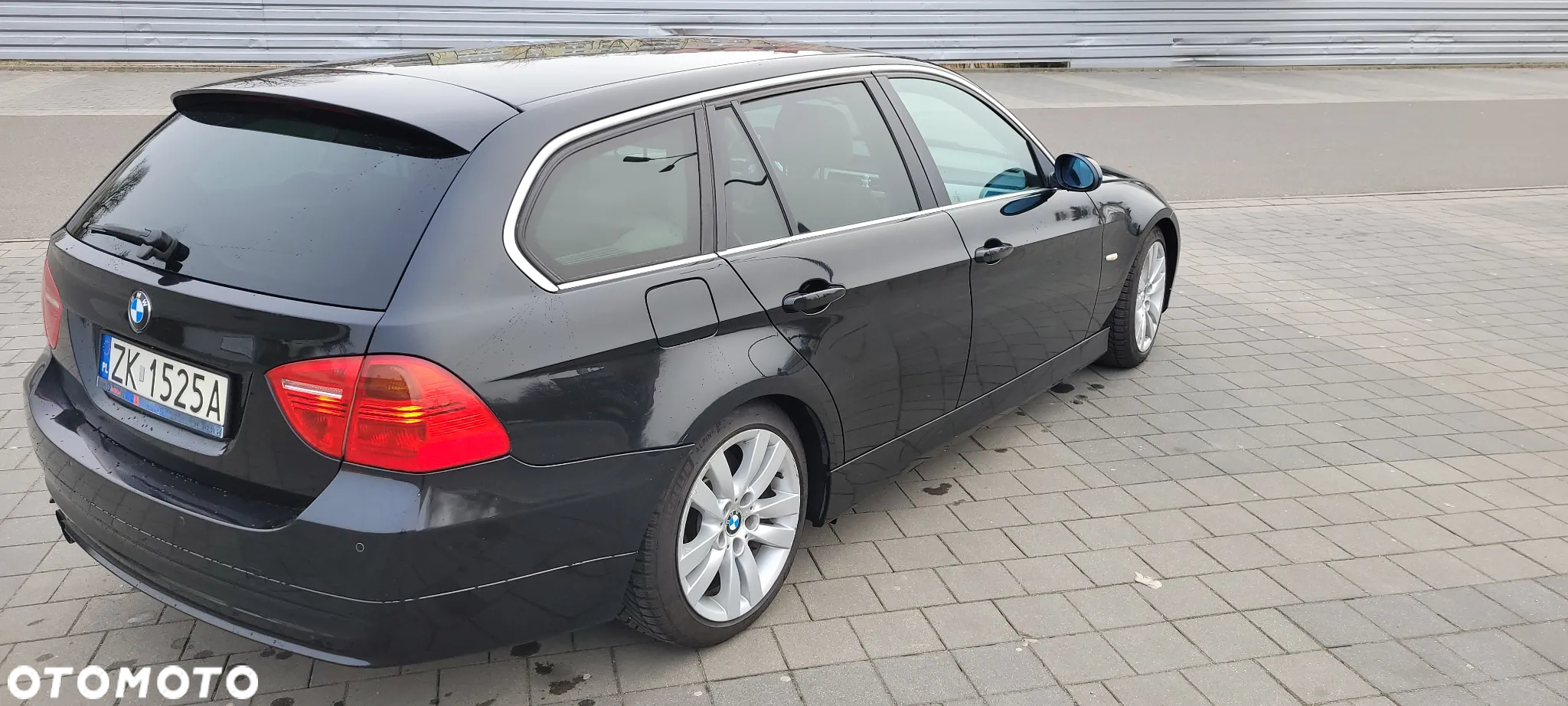 BMW Seria 3 325d DPF Touring - 5