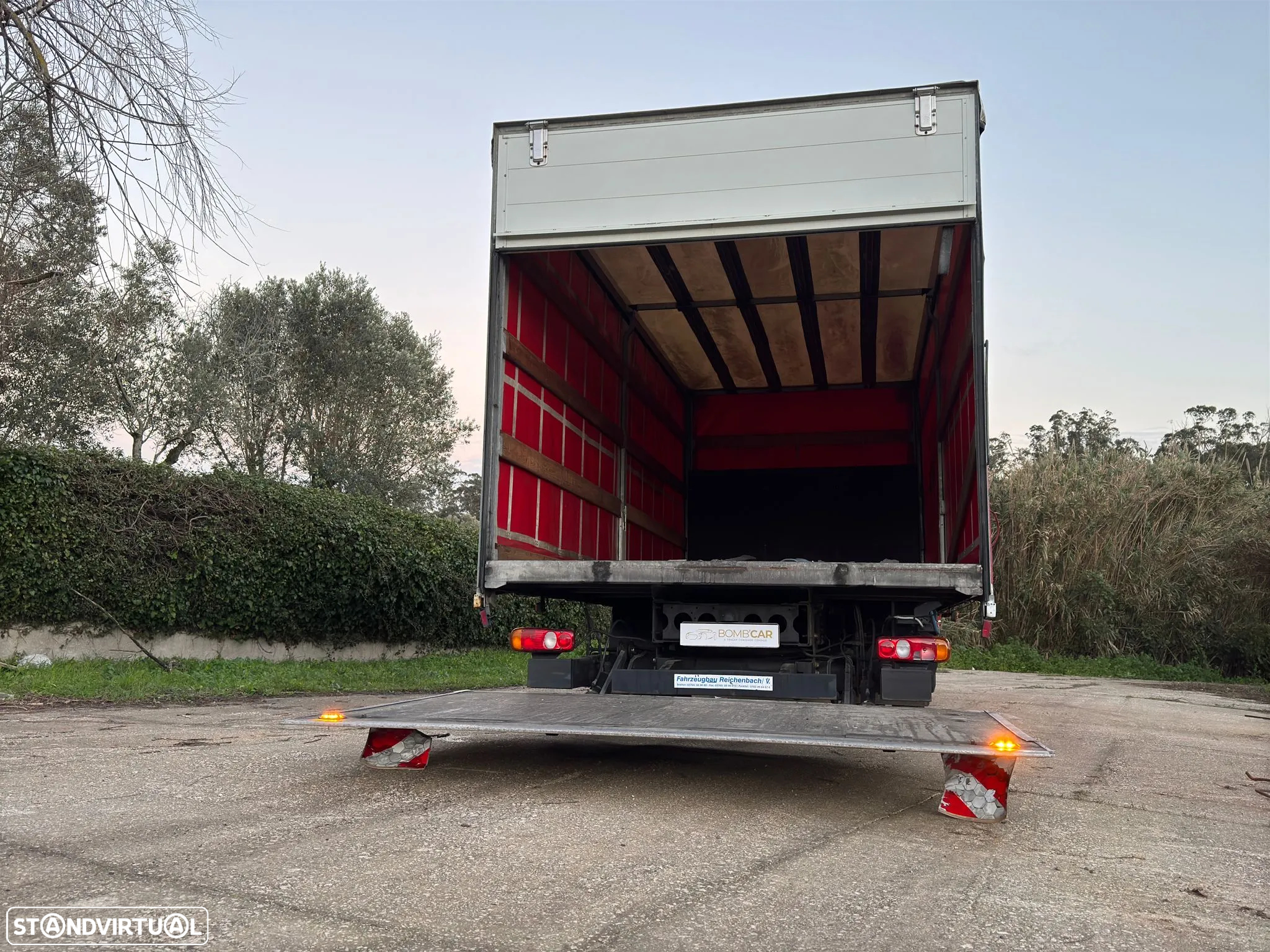 Mitsubishi Canter Fuso 7C15 - 25
