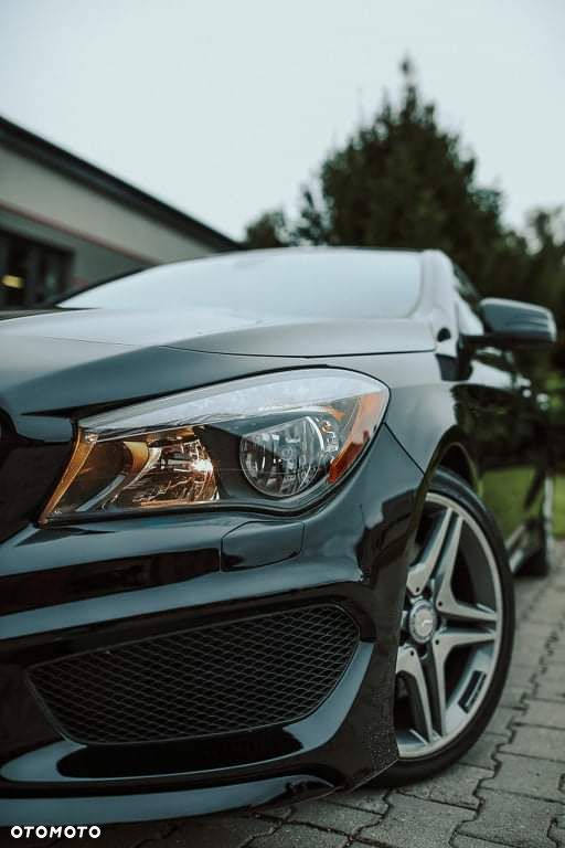 Mercedes-Benz CLA 250 4-Matic AMG Line - 2