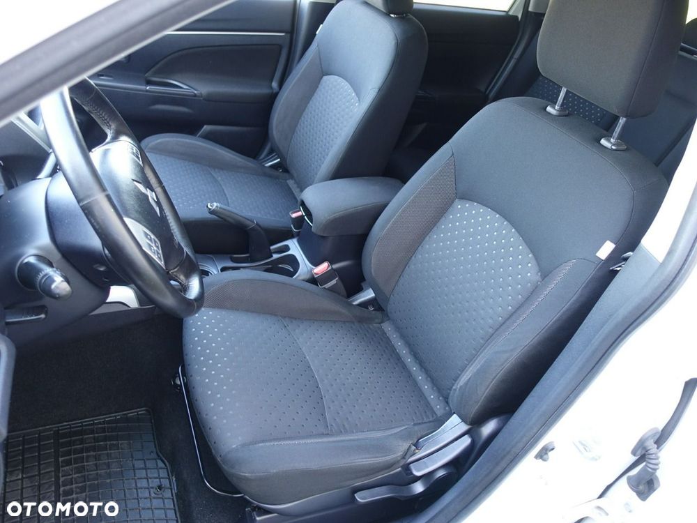 Mitsubishi ASX 1.6 2WD Intro Edition - 14
