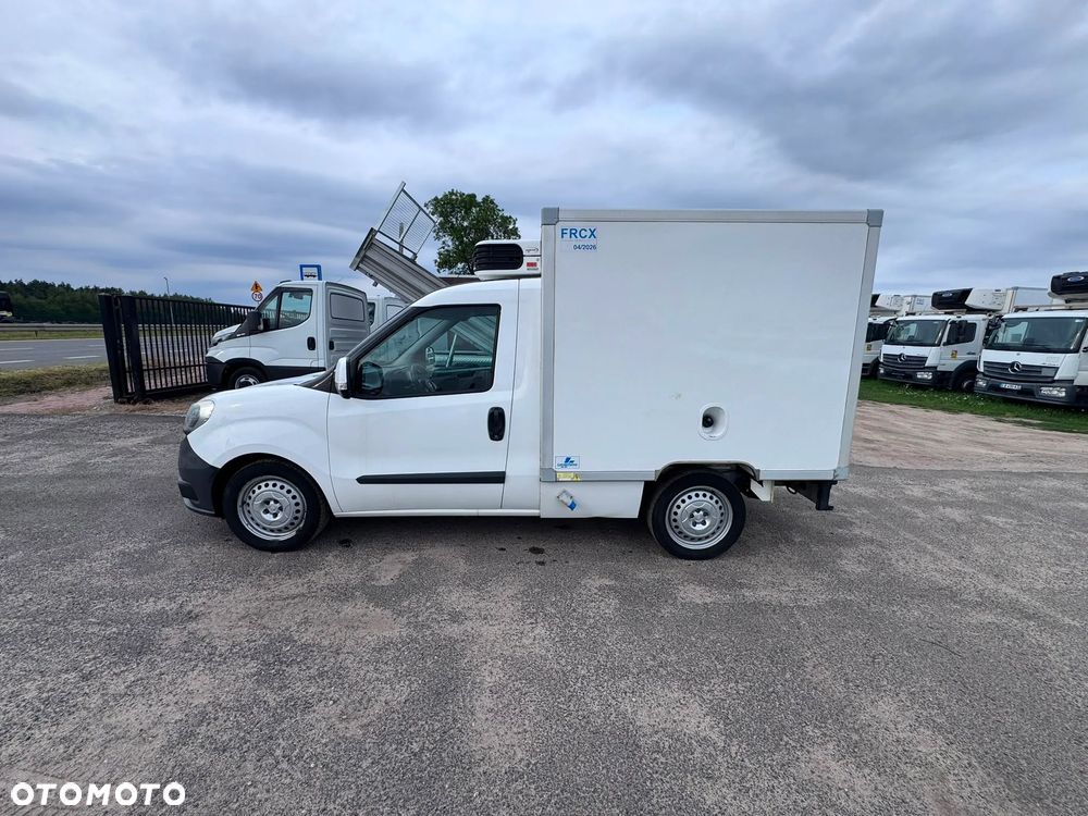 Fiat Doblo 1.6 MultiJet / Chłodnia / Carrier Xarios 200 (751) - 5
