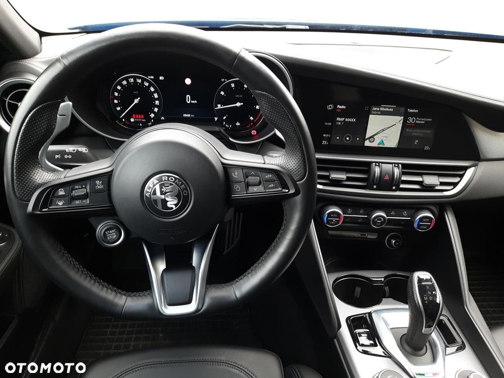 Alfa Romeo Giulia - 13