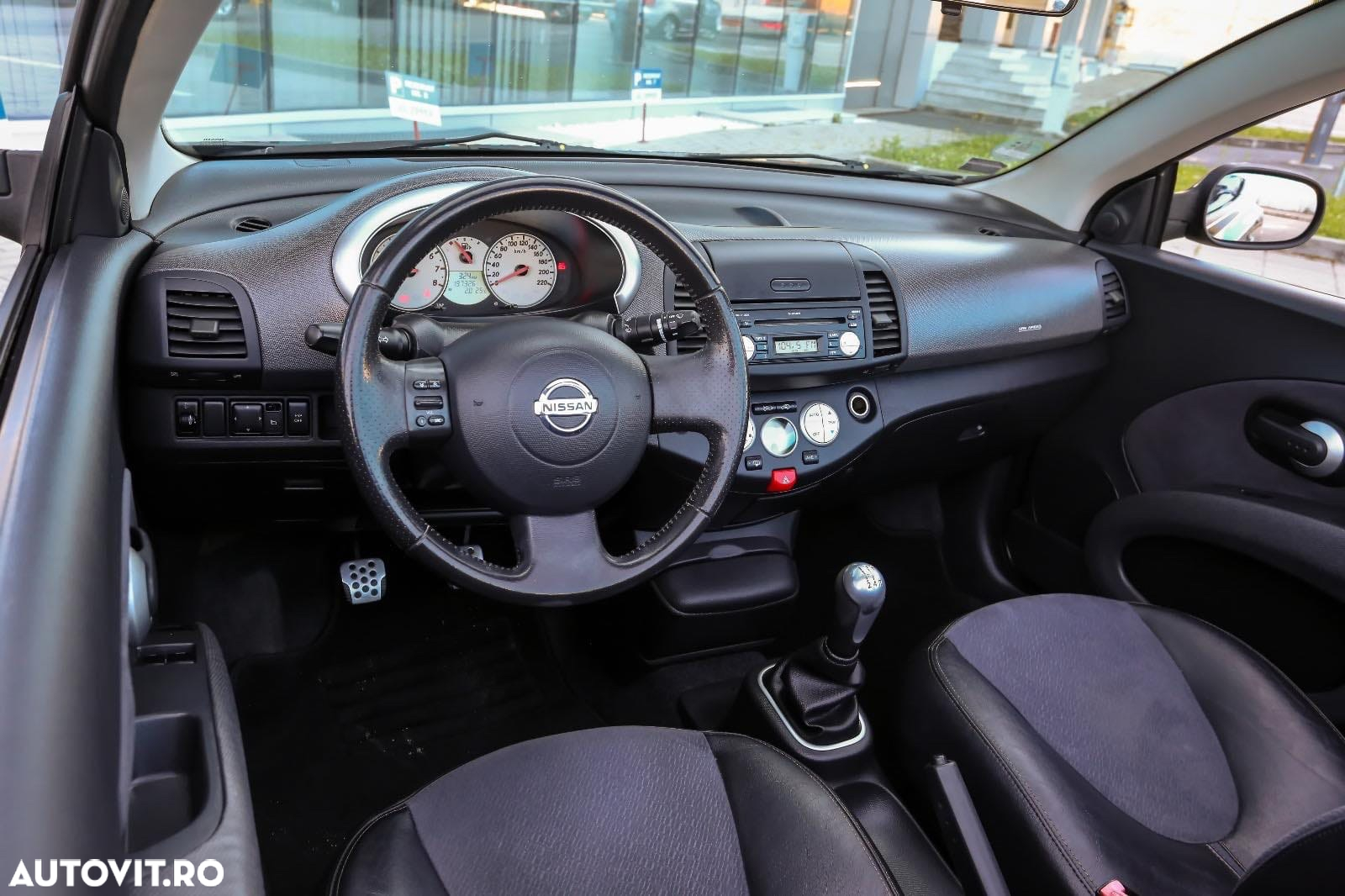 Nissan Micra 1.4 C+C Tekna - 23