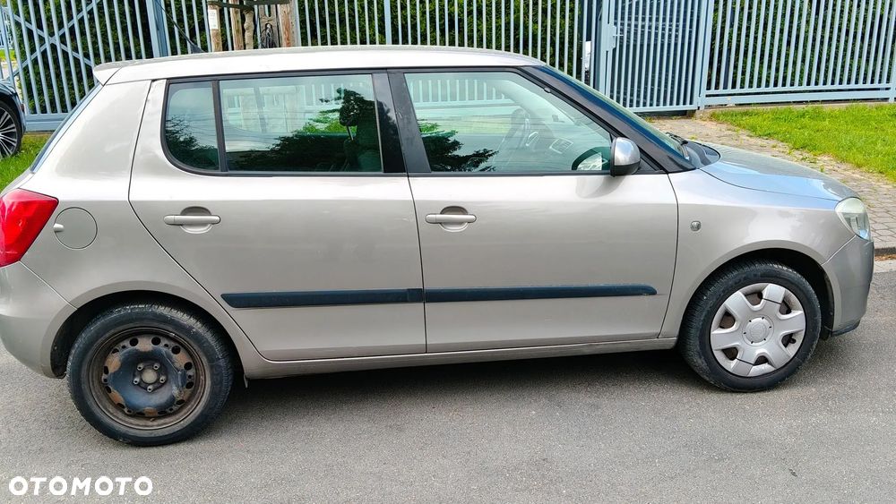 Skoda Fabia 1.4 16V Ambiente - 5
