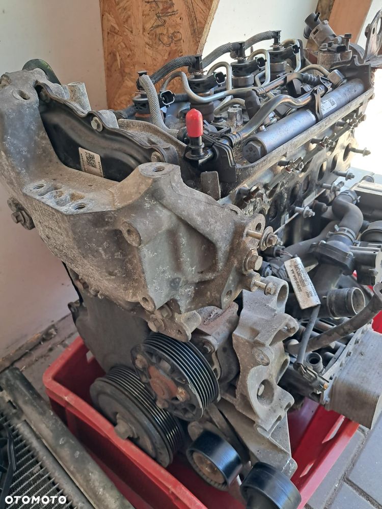 Silnik Renault Trafic 1.6 diesel 125 KM - 1