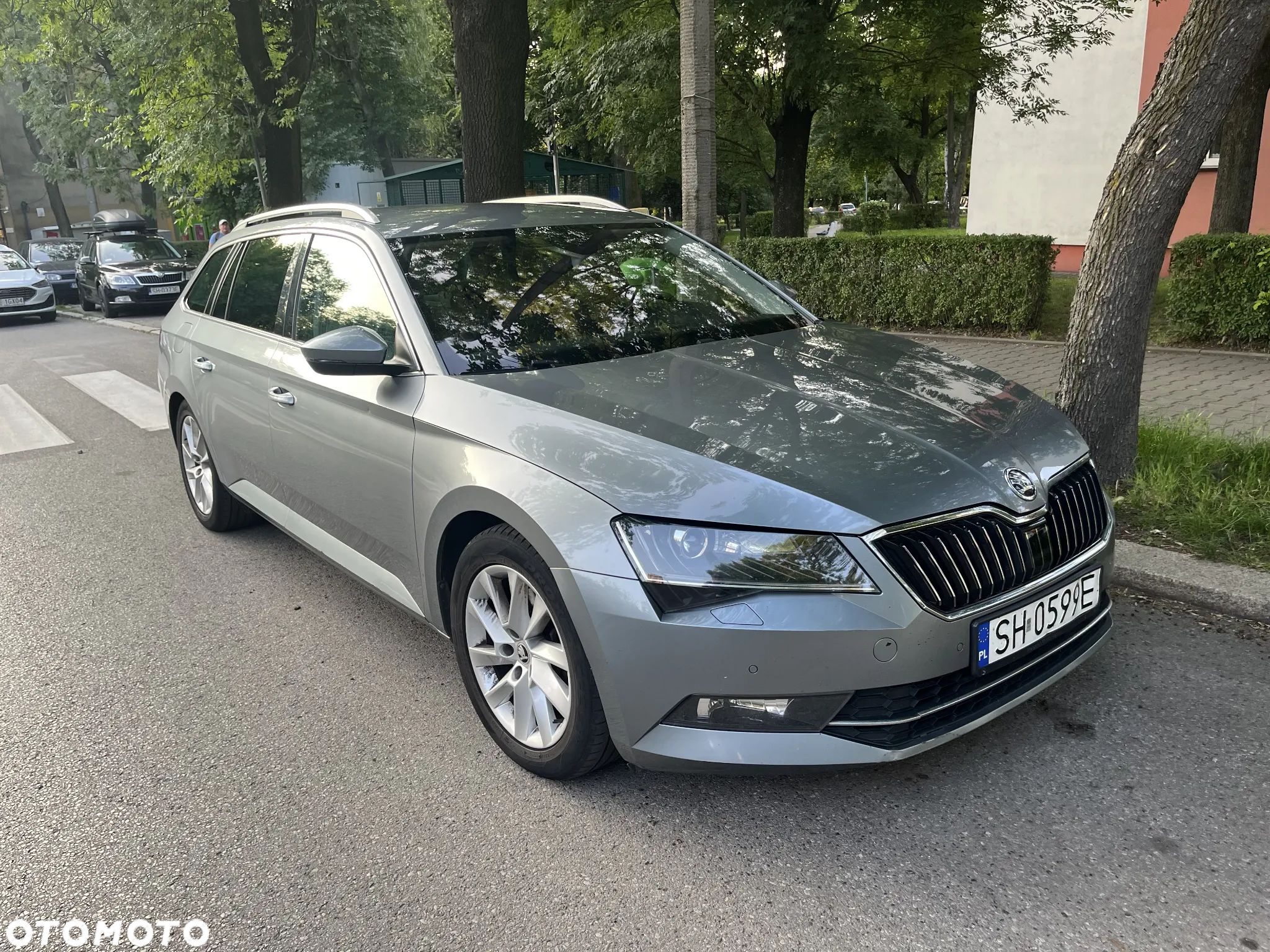 Skoda Superb 2.0 TDI Style - 1