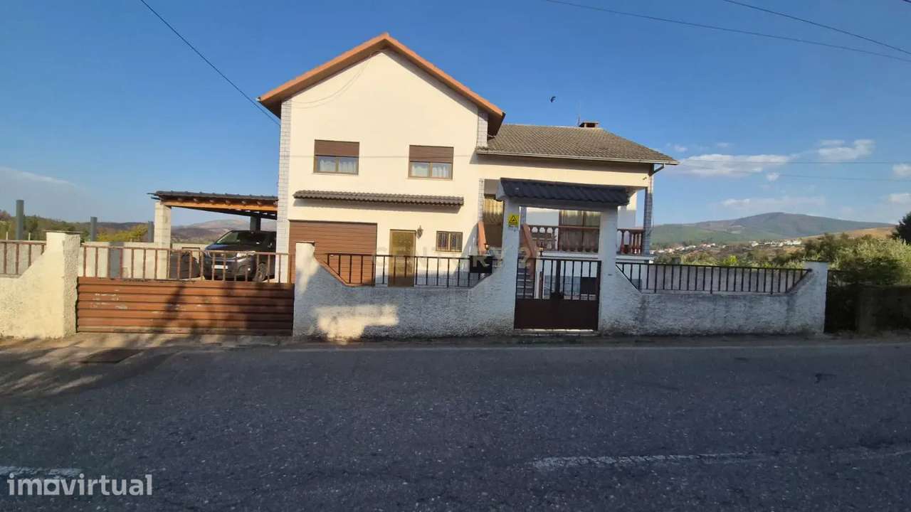 Excelente Oportunidade! Moradia com terreno, Ourondo, Fundão - Grande imagem: 2/42