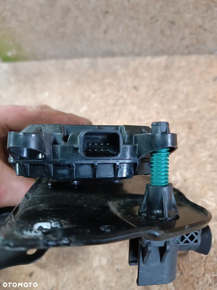 RADAR SENSOR DISTRONIC MOCOWANIE RENAULT MEGANE IV 284383207R - 4