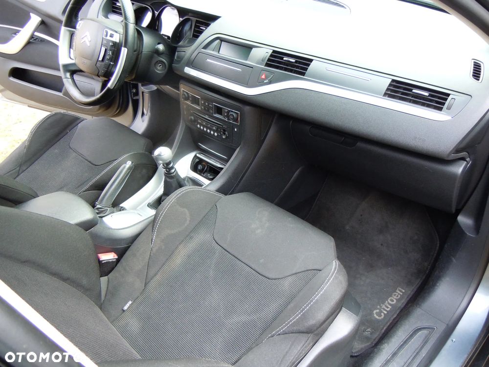 Citroën C5 HDi 135 Exclusive - 8