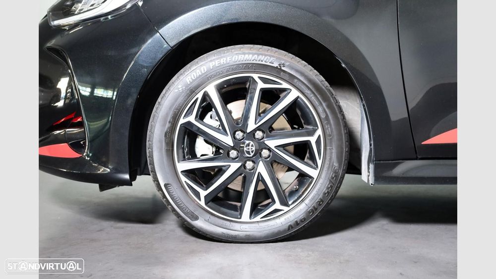 Toyota Yaris - 5