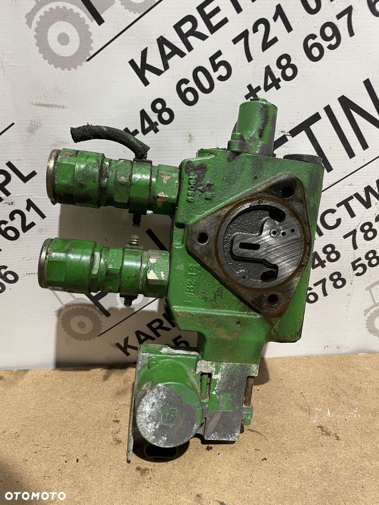John Deere 6920 - sekcja hydrauliczna - 3