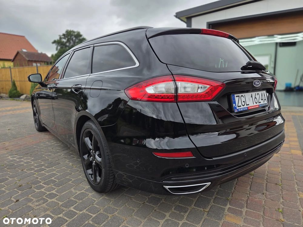 Ford Mondeo 2.0 TDCi Titanium PowerShift - 4