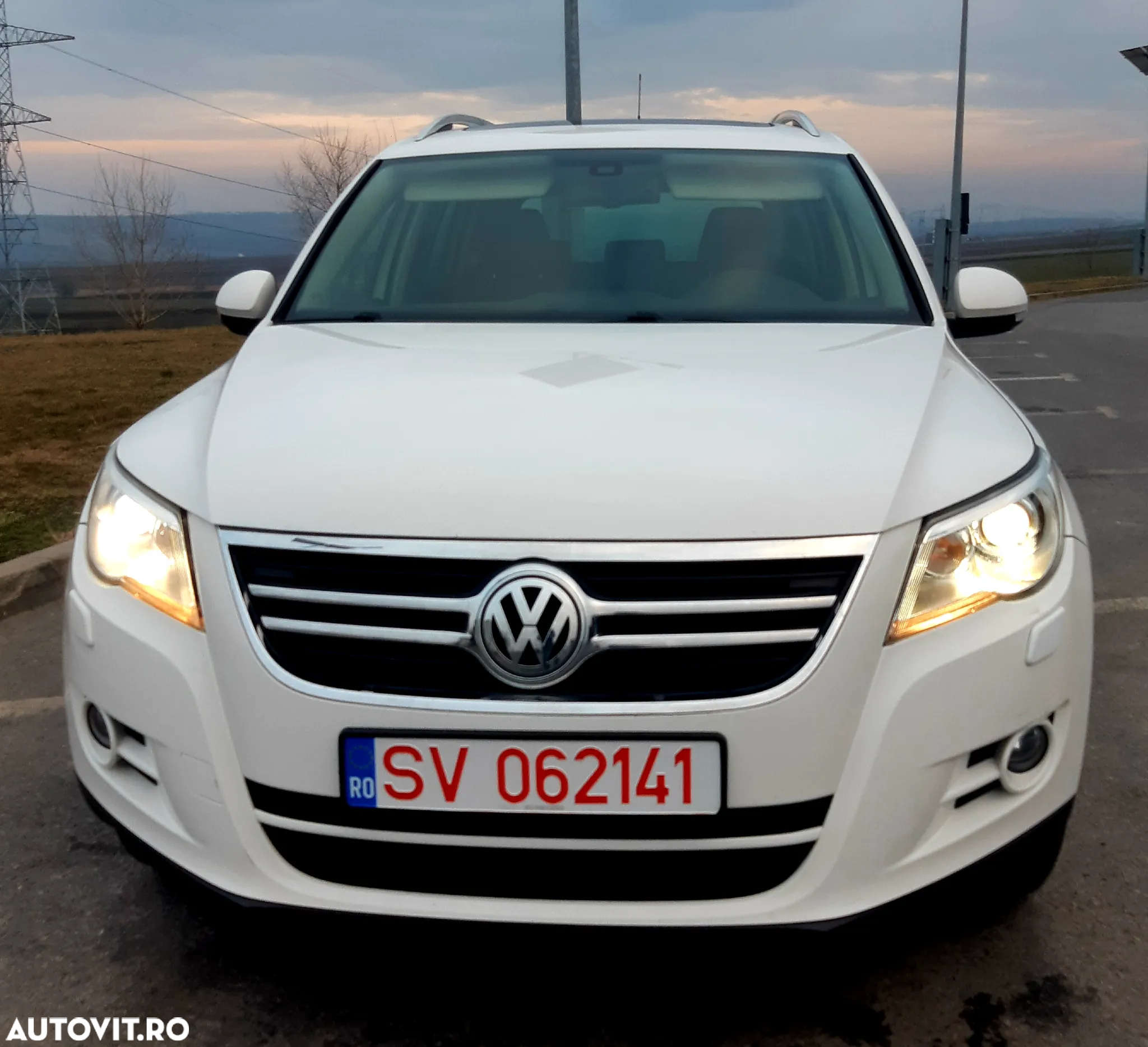 Volkswagen Tiguan 2.0 TDI 4Motion DSG Sport & Style - 4