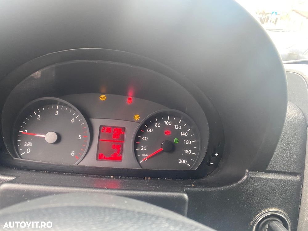 Volkswagen Crafter 35 Furgon - 6