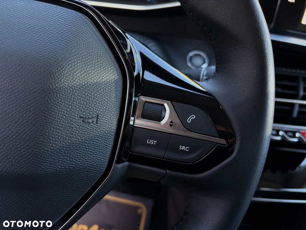 Peugeot 2008 1.5 BlueHDi Allure - 25