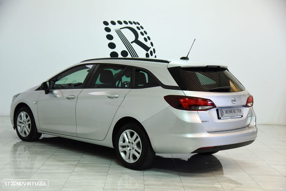 Opel Astra Sports Tourer - 7