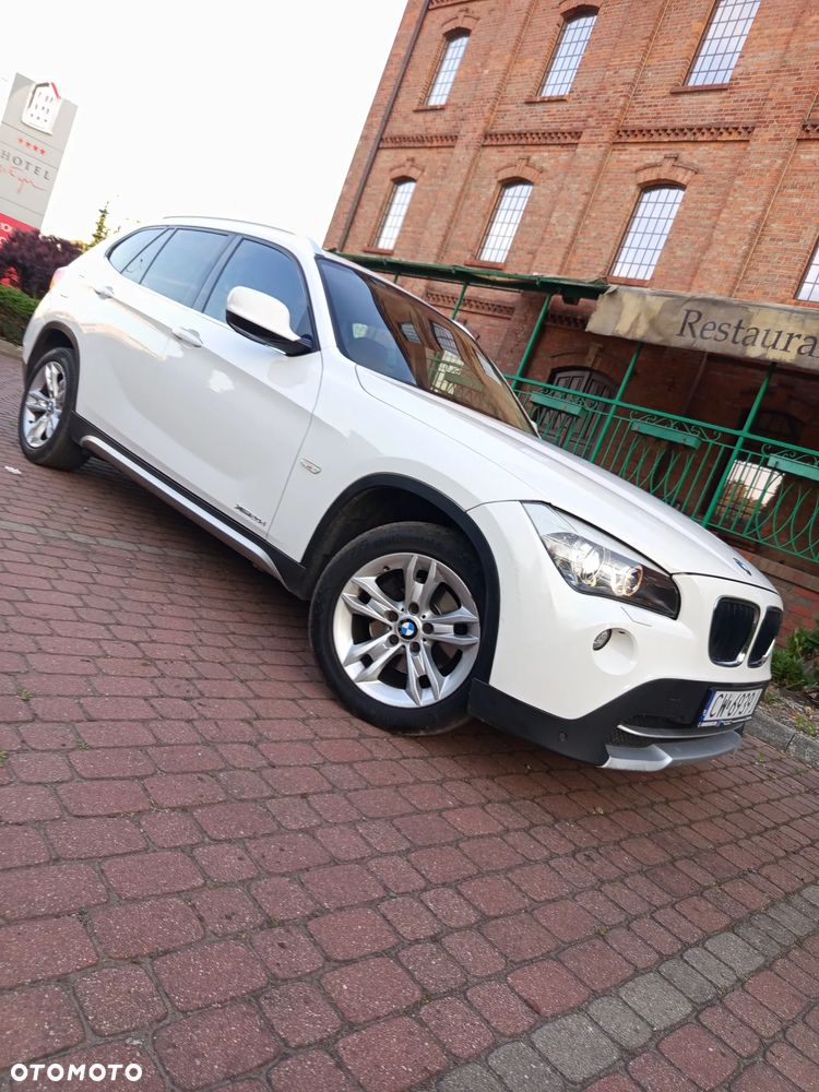 BMW X1 xDrive20d - 10