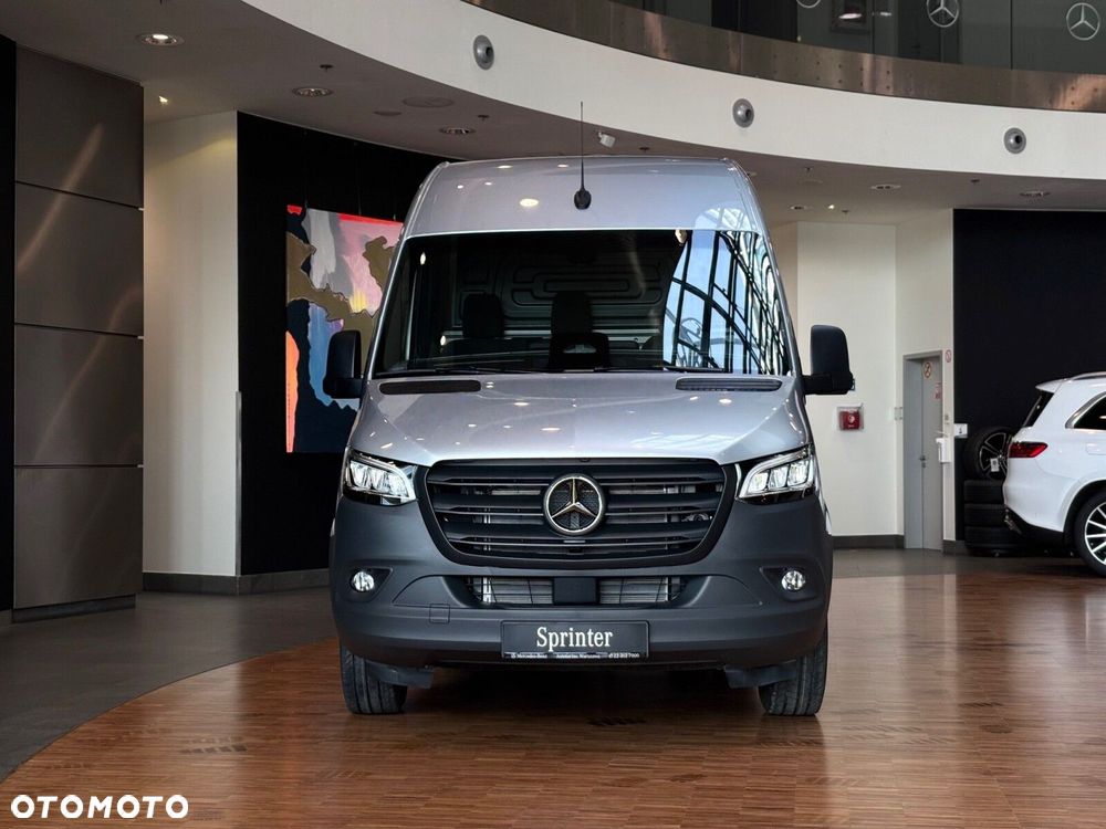 Mercedes-Benz Sprinter Furgon - 2