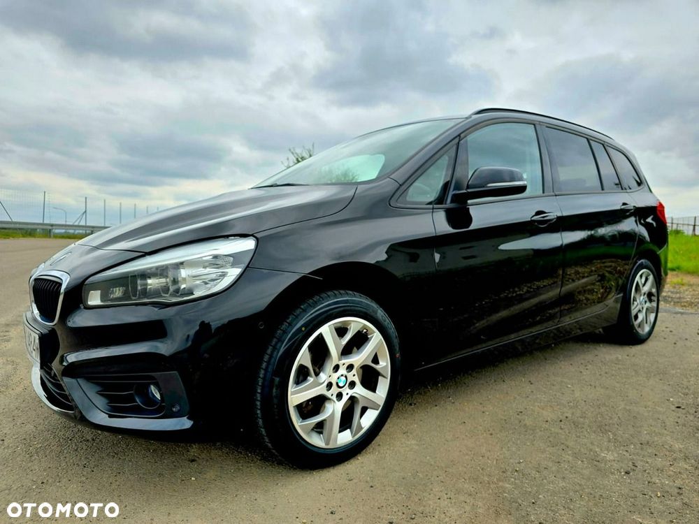 BMW Seria 2 218d Sport Line - 4